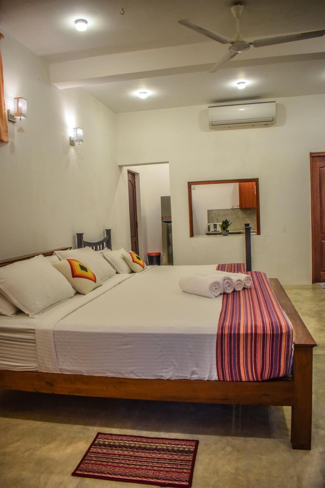 Lawrence Villa Weligama Extérieur photo