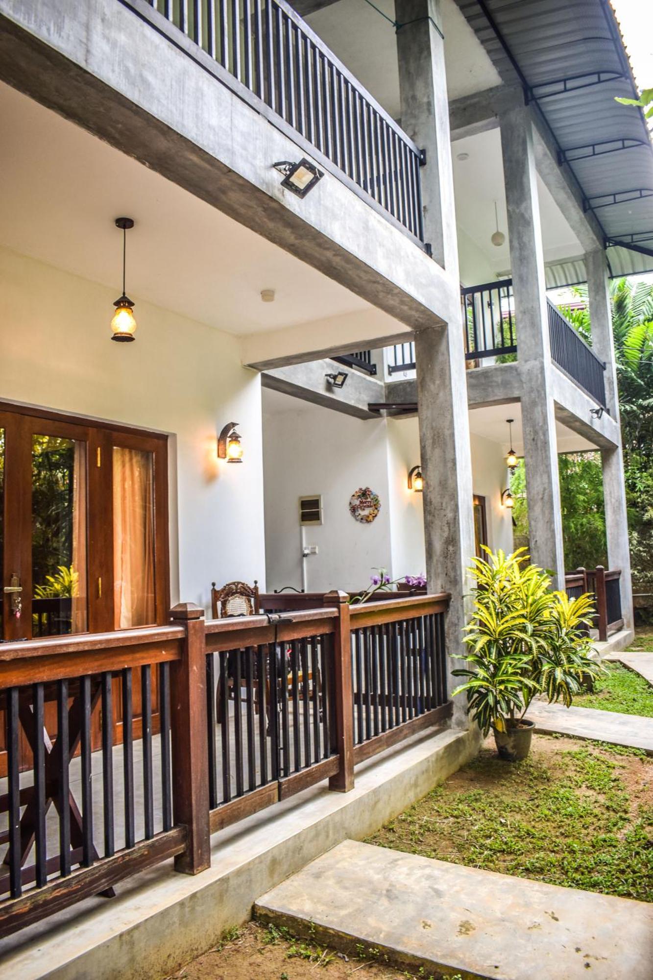 Lawrence Villa Weligama Extérieur photo