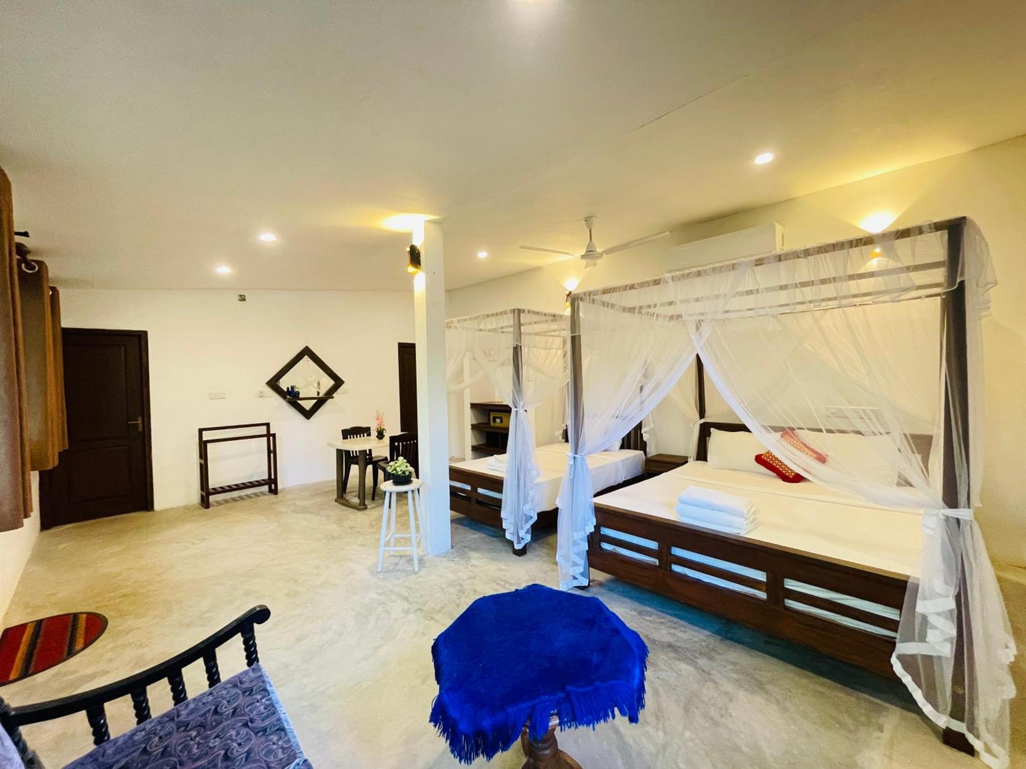 Lawrence Villa Weligama Extérieur photo