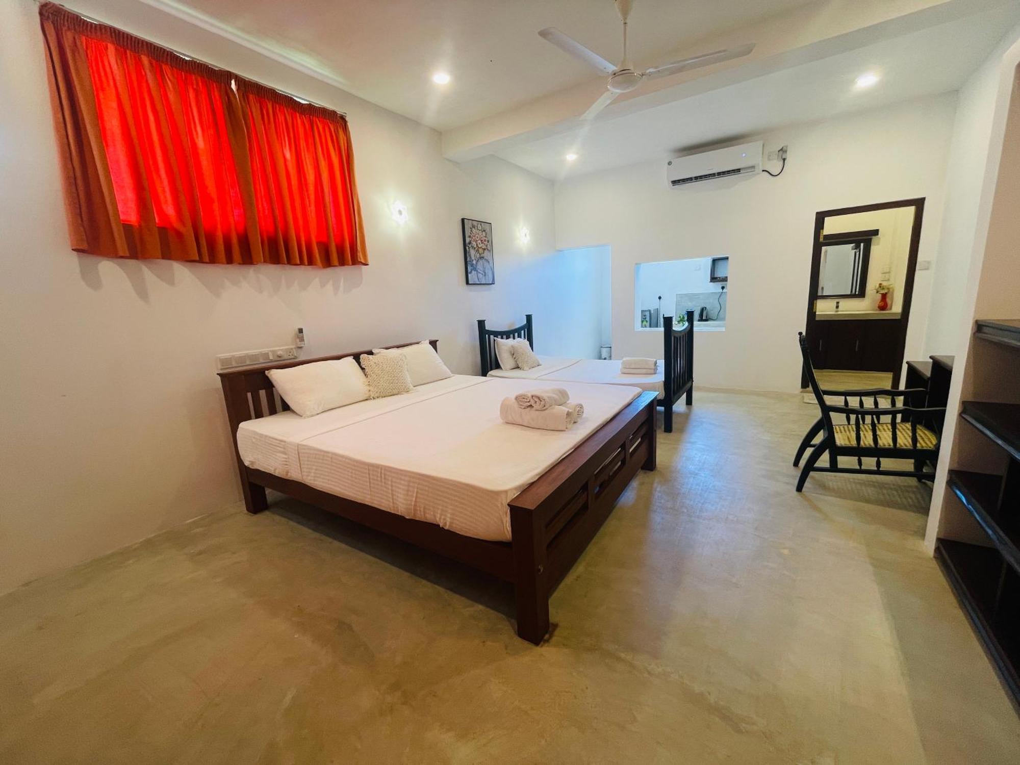 Lawrence Villa Weligama Extérieur photo