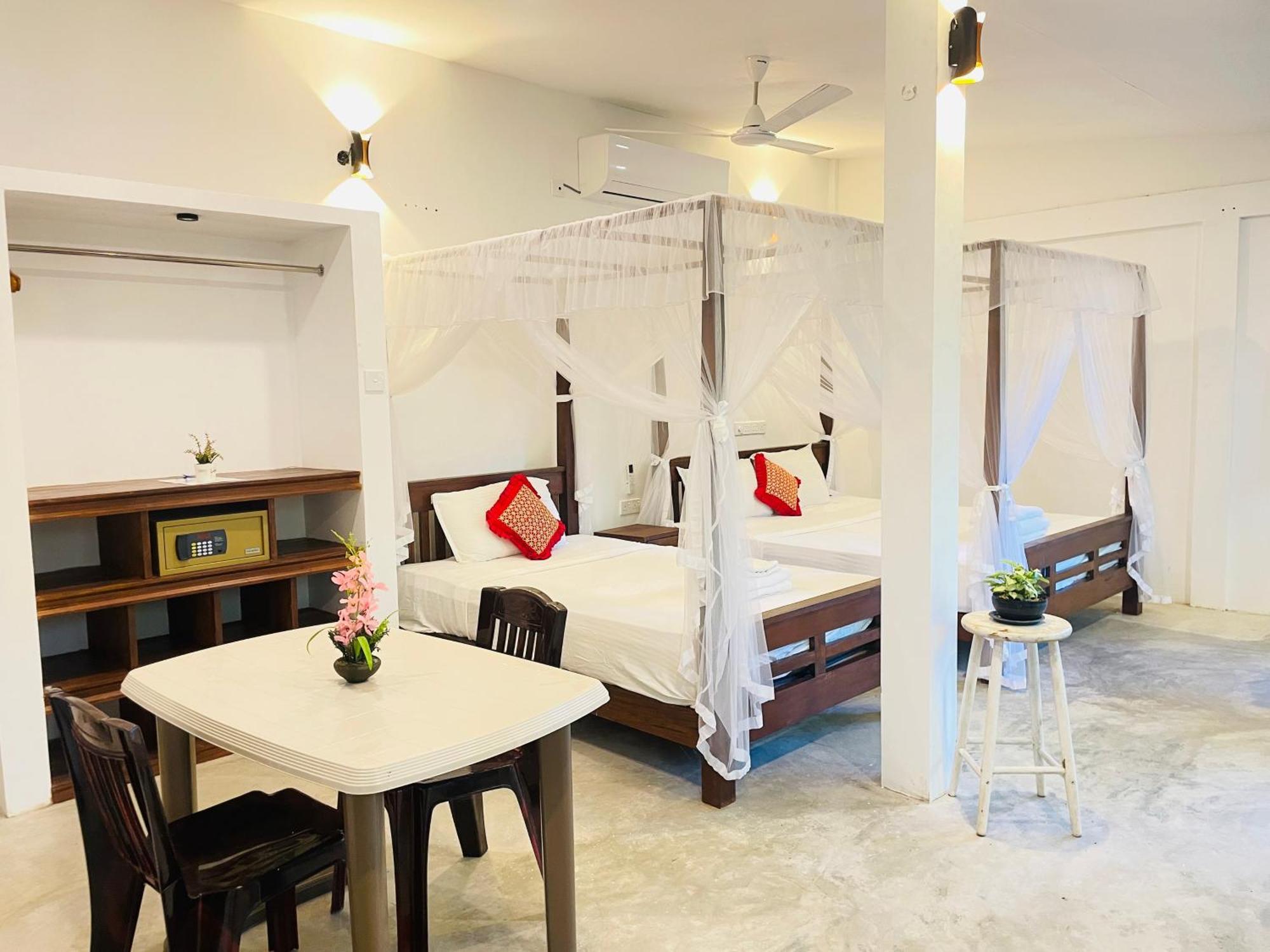 Lawrence Villa Weligama Extérieur photo