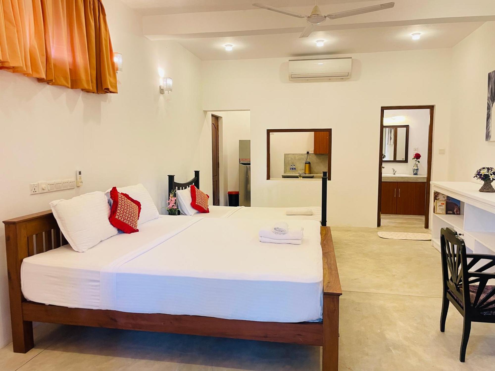 Lawrence Villa Weligama Extérieur photo