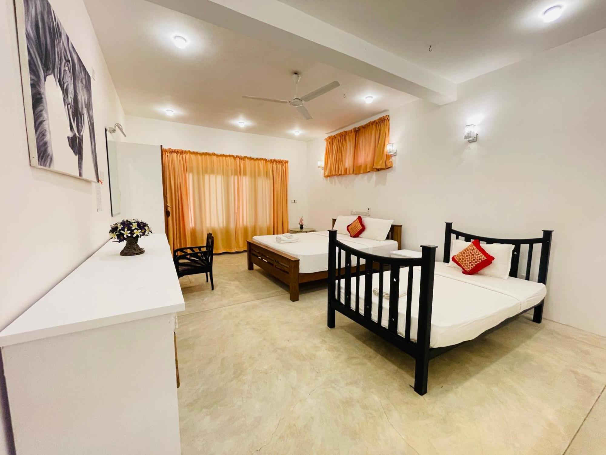 Lawrence Villa Weligama Extérieur photo