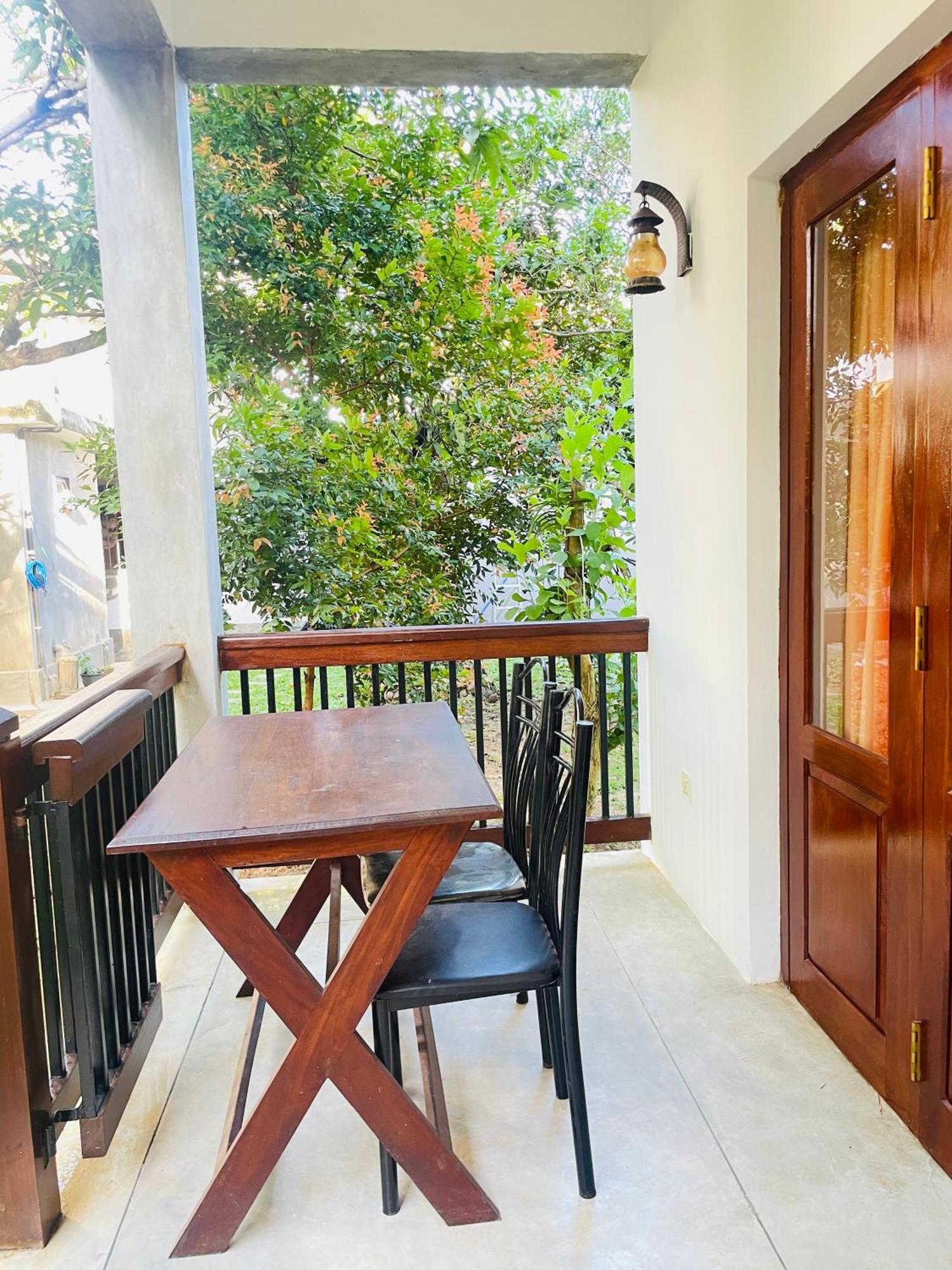 Lawrence Villa Weligama Extérieur photo